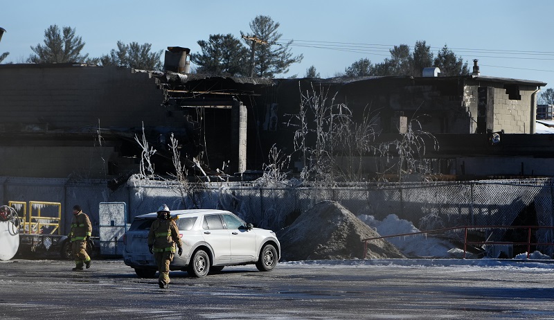 One dead, five missing after explosion, fire at Ottawa tanker truck manufacturer Image