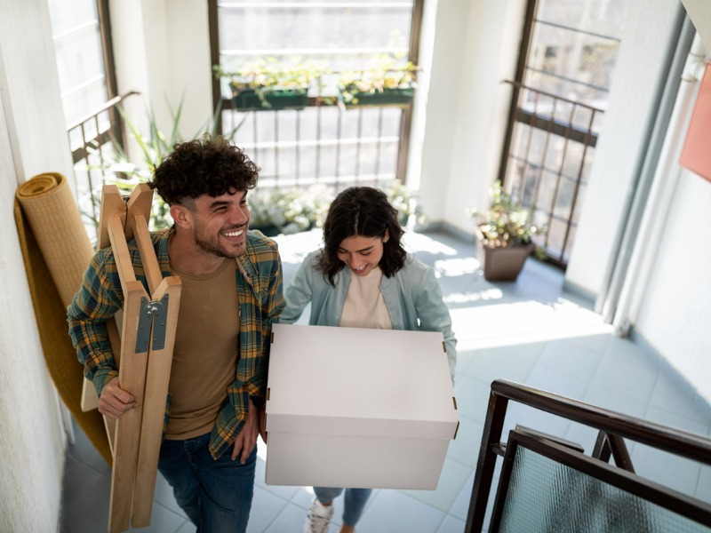 How many Canadian renters lack tenant insurance? Image