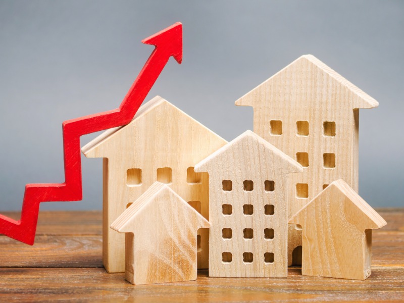 Why home insurance rates are rising in 2022 Image