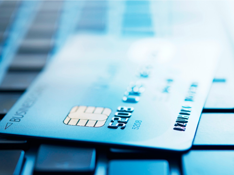 Large brokerage reprimanded in credit card fraud case Image