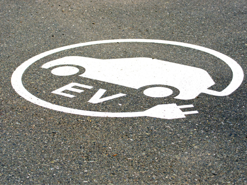 Why auto insurance concerns might hinder electric vehicle adoption Image