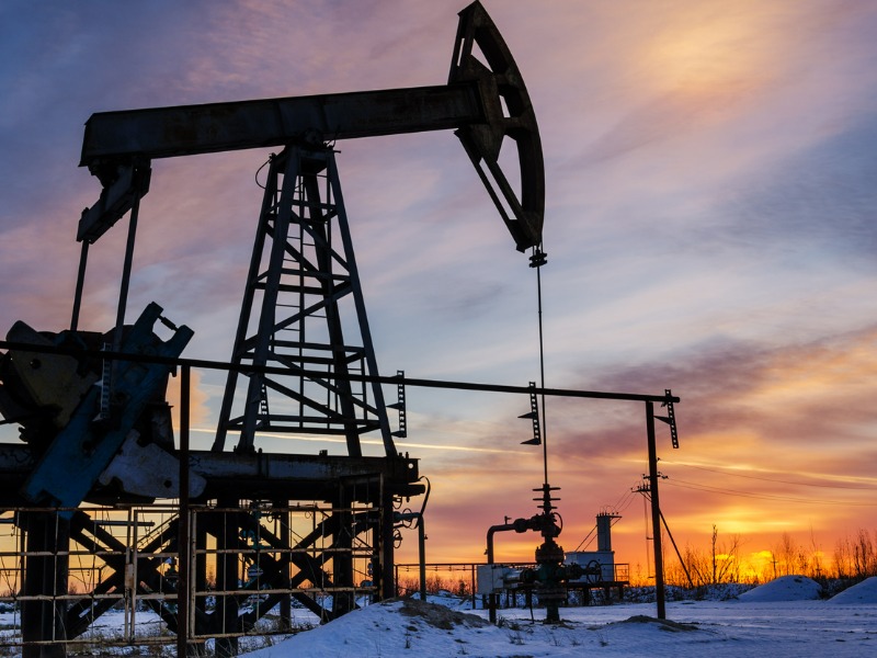 3 ways brokers can help oil and gas companies maintain coverage Image