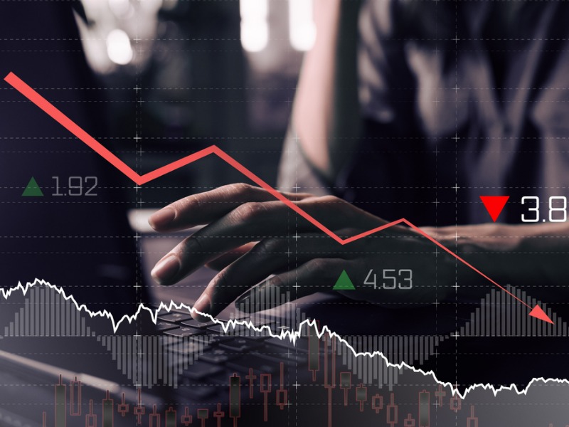 Will fragile economy make it harder for brokers to sell D&O? Image