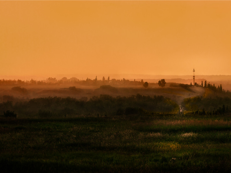 Thousands ordered to leave Alberta town due to wildfire Image