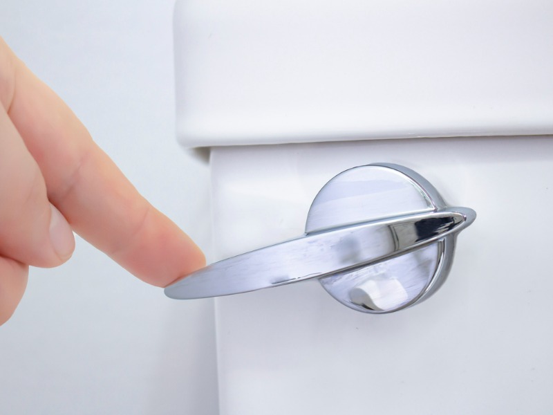 Will insurance cover deductible when toilet overflows? Image