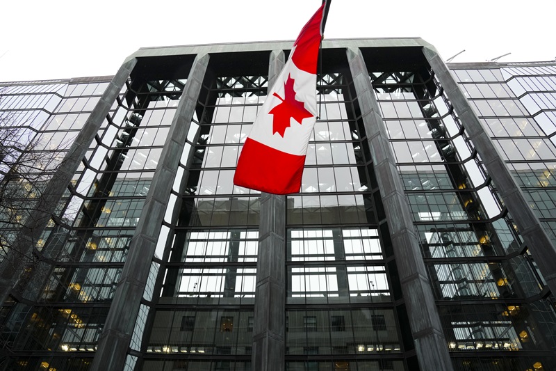 Bank of Canada holds its key interest rate steady at 5% in final decision of 2023 Image