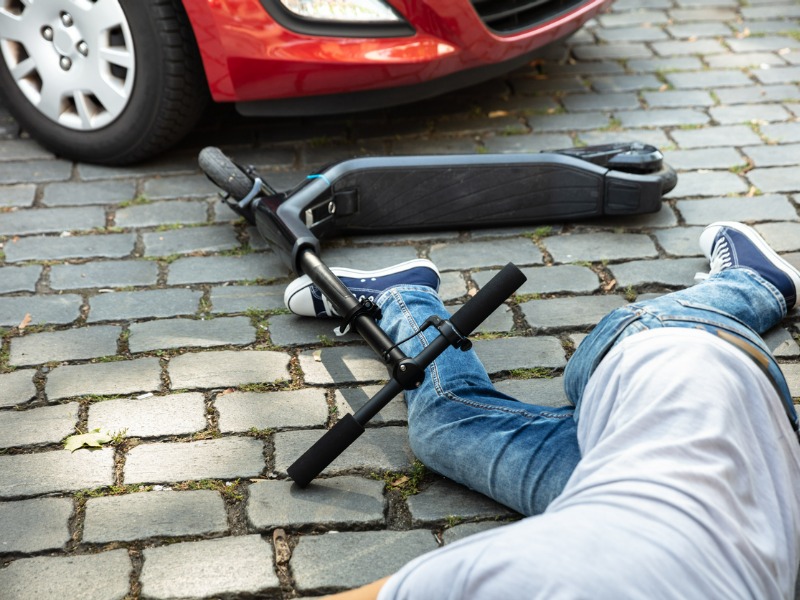 What types of injuries happen when e-scooters collide with cars? Image