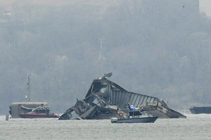 Canadian bridges are safe, officials say, after U.S. bridge rammed by ship collapses  Image