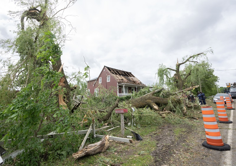Environment Canada confirms EF-1 tornado hit Quebec  Image