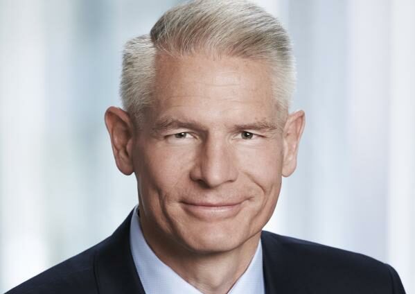 Provincial regulator CEO steps down Image