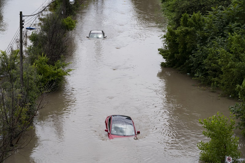 Regulator lifts adjuster licensing restrictions after Ontario flooding Image