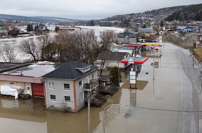 Businesses flooded in Beauceville, Que. in March 2025