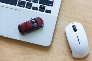 Will online auto insurance sales replace brokers? A look at the risks Image