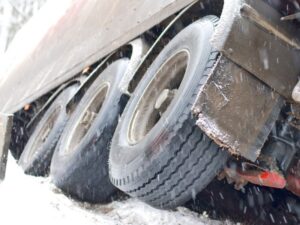 Why the holidays spike truck accidents in prairie provinces Image