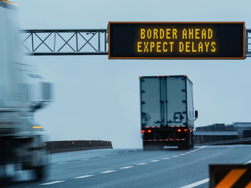 truck approaching border