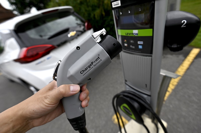 An electric vehicle charger is seen in Ottawa on June 27, 2023. THE CANADIAN PRESS/Justin Tang