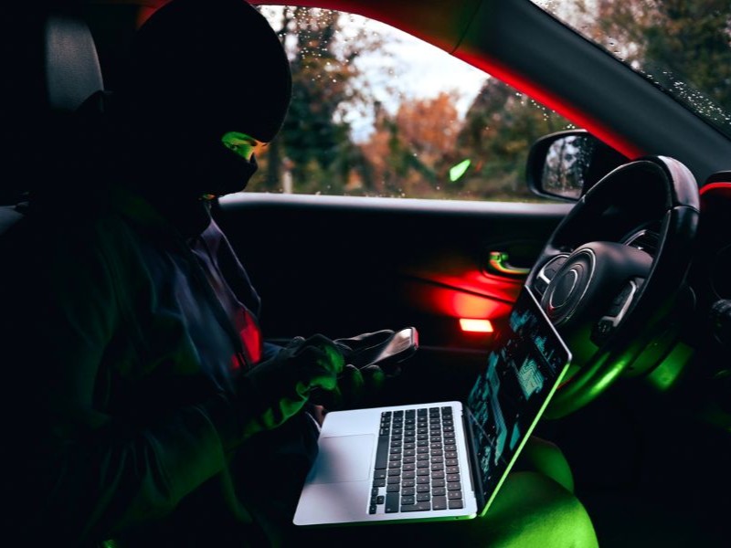 High tech auto theft