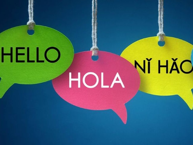Hello in English, Spanish and Chinese