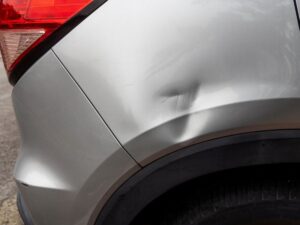 Why some Ontarians pay out of pocket for minor collisions Image